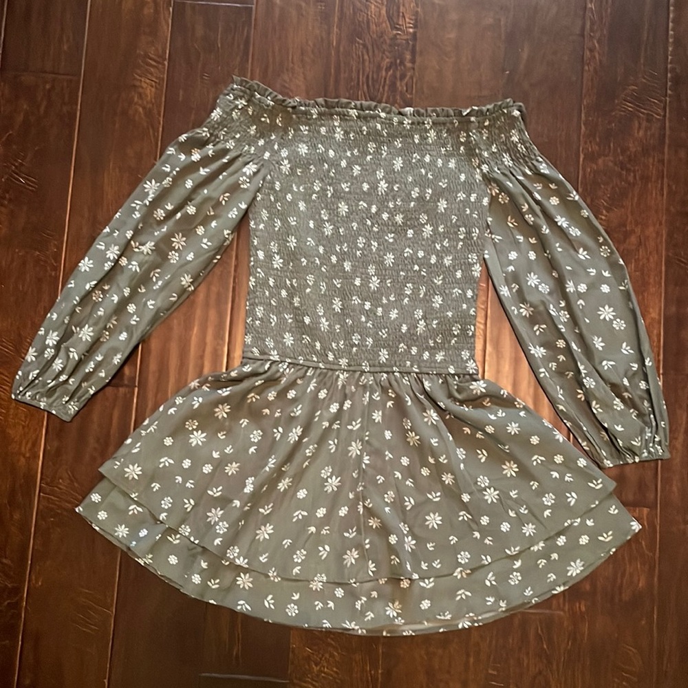 Green Floral Entro dress